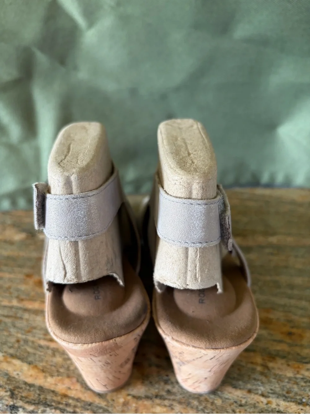 Rockport Women's Beige Suede Perforated Wedge Sandals Size 9.5